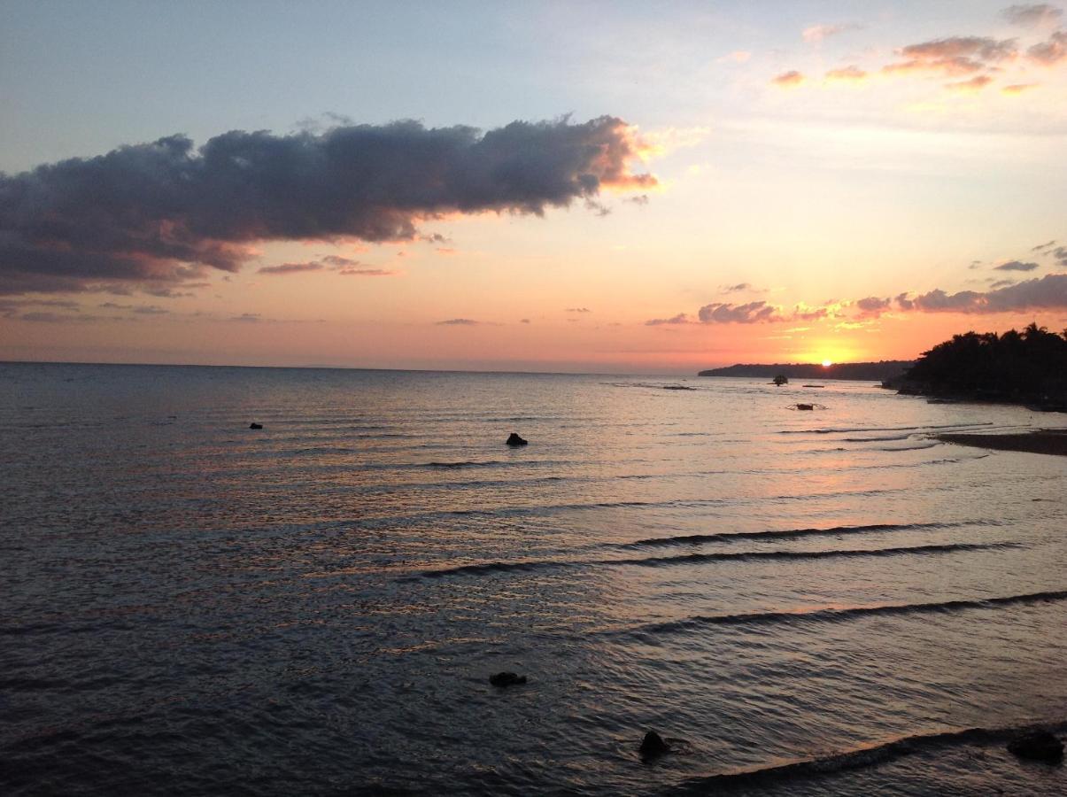 Bamboobeachvilla2 Ac New Oceanfront Pool Sunsetview Garden Kitchen Satellite Starlink Wi-Fi Dimiao المظهر الخارجي الصورة